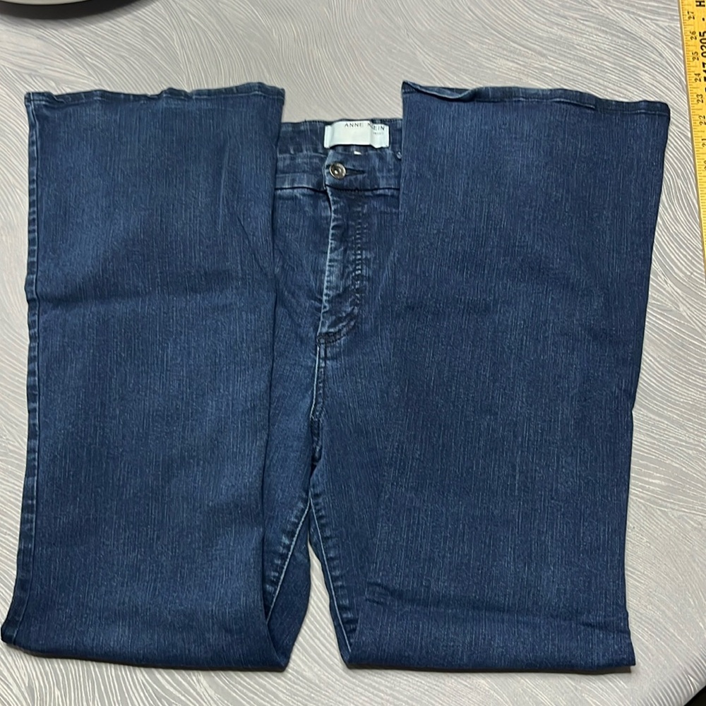 Women’s High Rise Flare Jeans Size 12